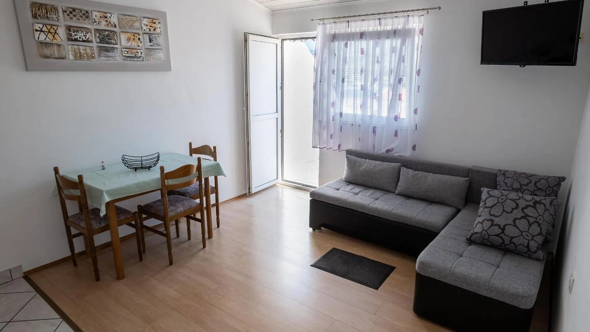 Apartment Bane Apartmani Pag Ap2 Pag Town