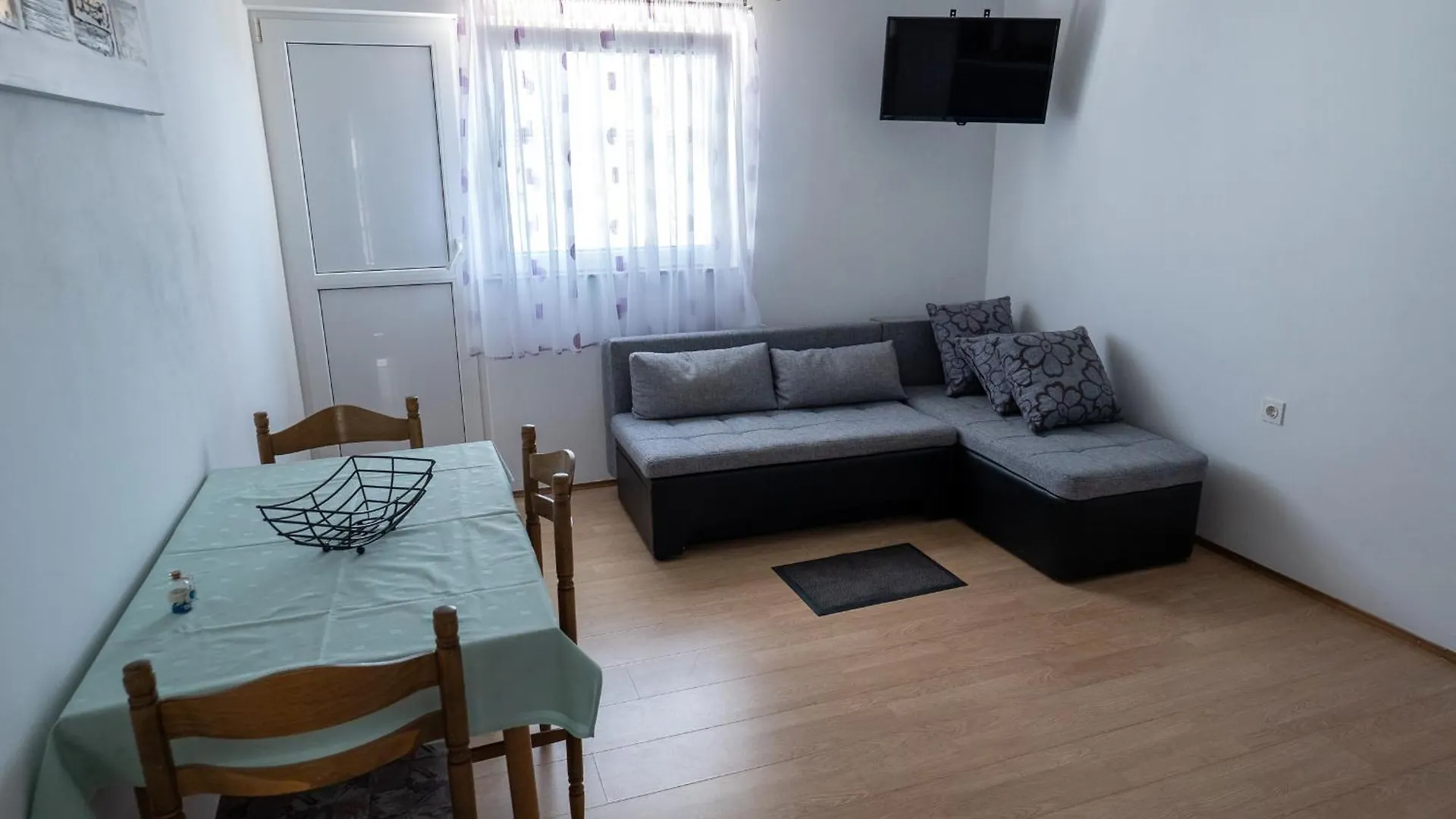 Apartment Bane Apartmani Pag Ap2 Pag Town Croatia