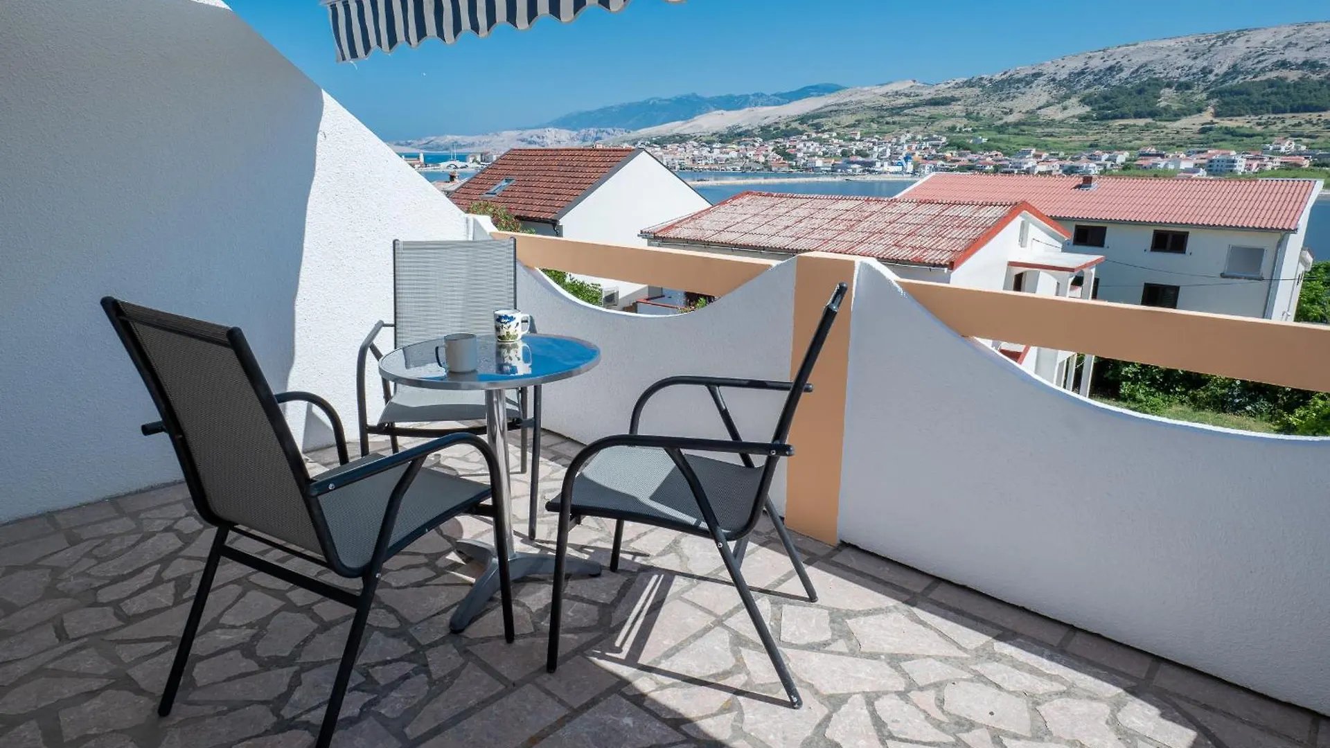Bane Apartmani Pag Ap2 Pag Town Kroatien