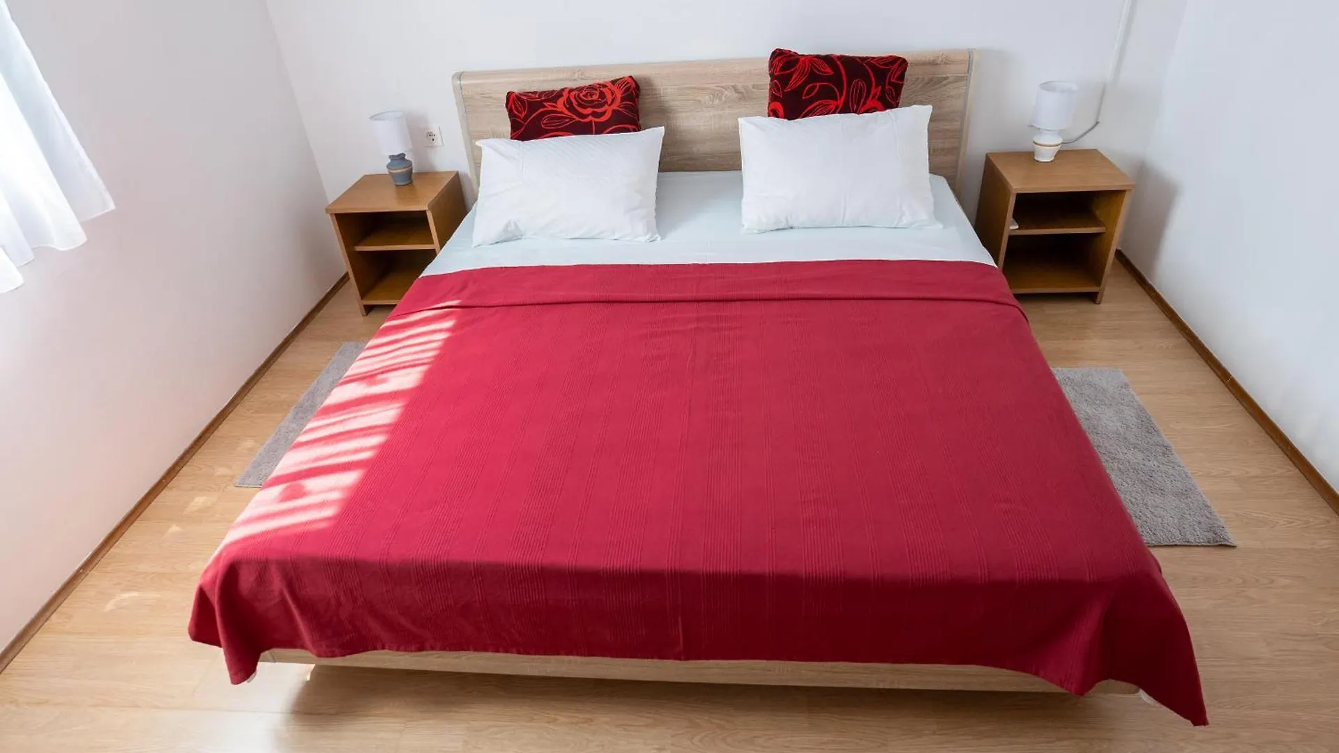 Bane Apartmani Pag Ap2 Pag Town Lägenhet